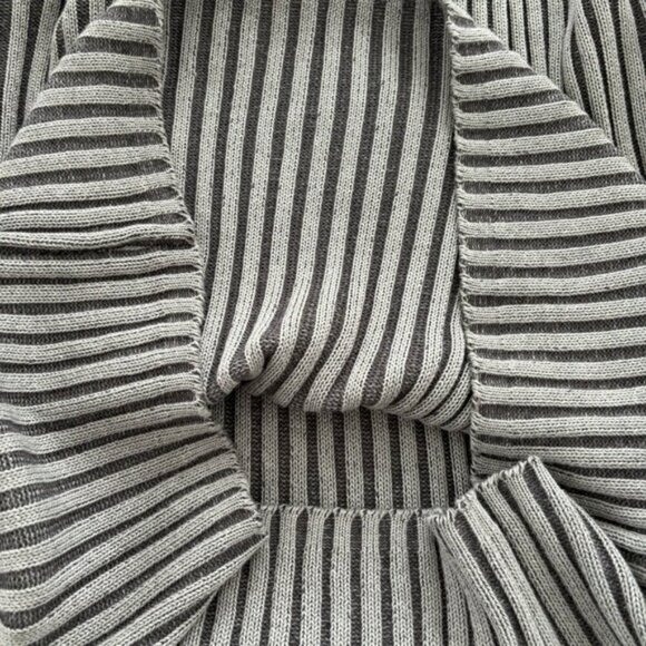 Xtremegear Dark Gray Striped Heavy Knit Long Sweater Size XXL, Plus or Oversized - Picture 6 of 6